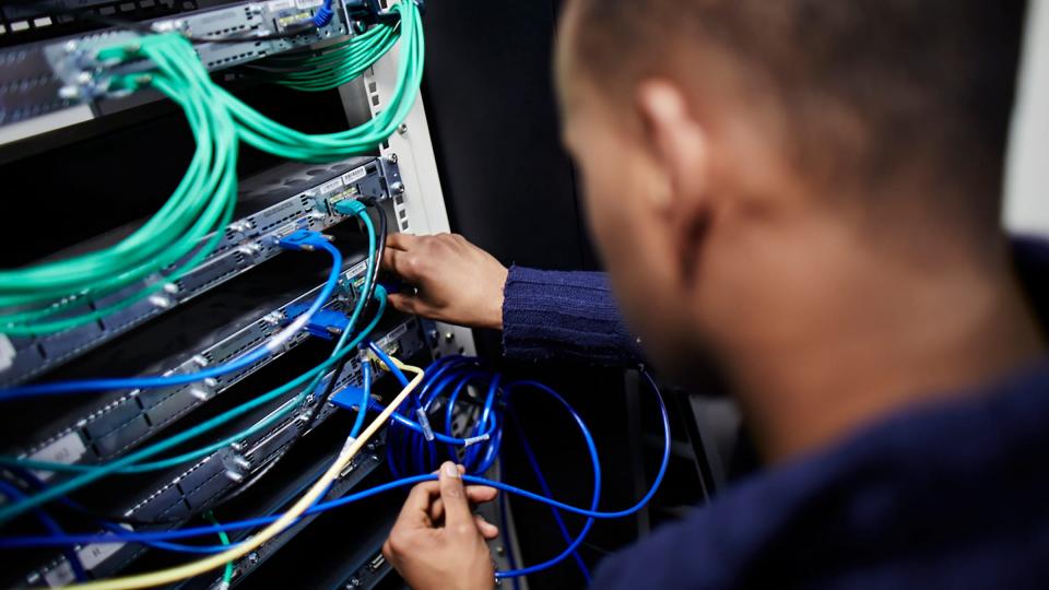 IT & Data Systems IT & Data Systems
